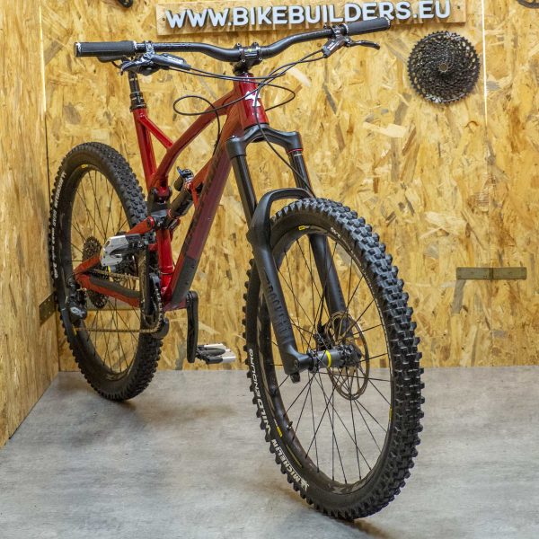 Bike Builders Nukeproof Mega 275
