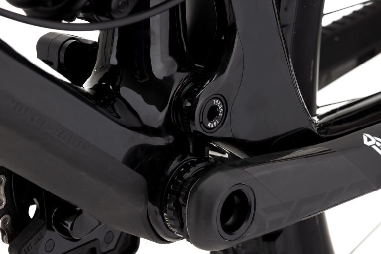 Nukeproof Giga RS Black Top zawieszenie